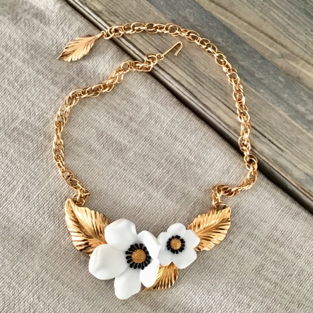 Gold collar choker necklace with flowers